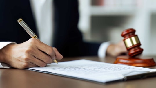 attorney drafting documents